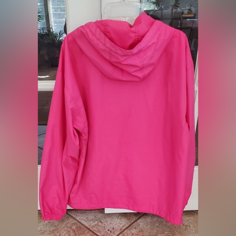 2/$30 Corvette Museum Hot Pink Windbreaker with Front Pocket Sz S - Picture 8 of 9